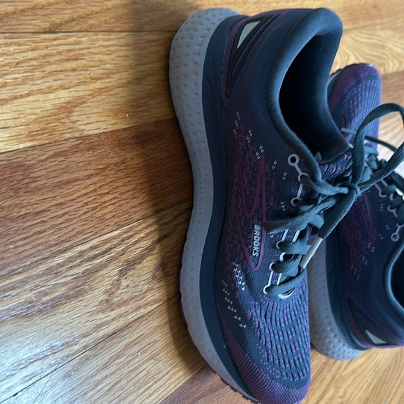 Brooks Glycerin 19 - Picture 3 of 11